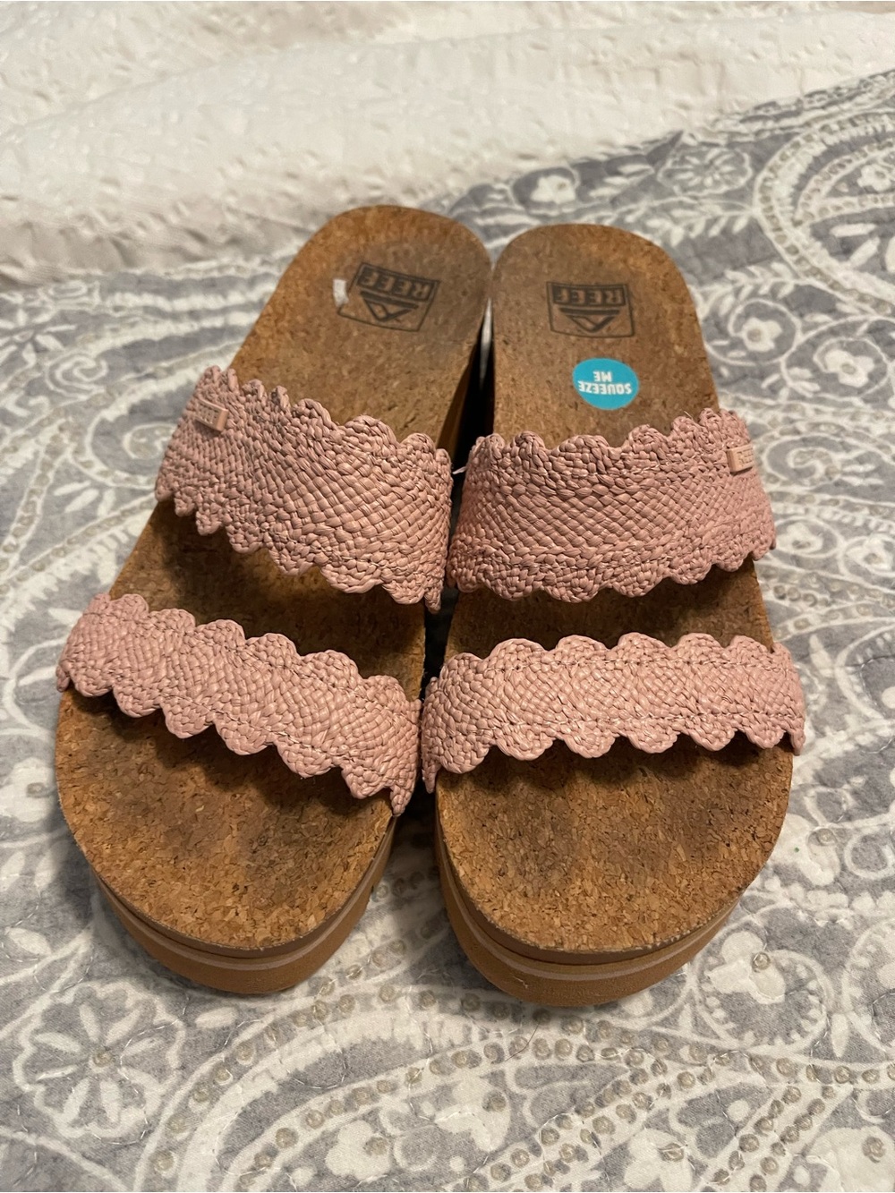 Reef Cushion Vista Higher - Scalloped braided Pink - Womens SIze 8